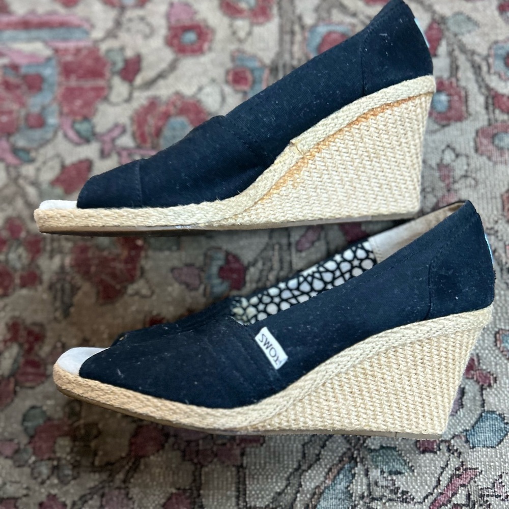 Tom’s espadrille wedge open toe